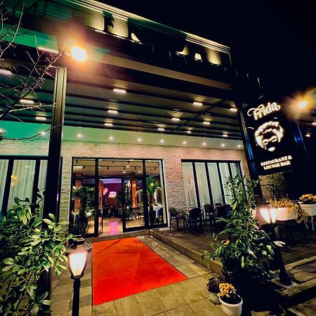 Hotel & Restaurant Frida Gjakova Dış mekan fotoğraf